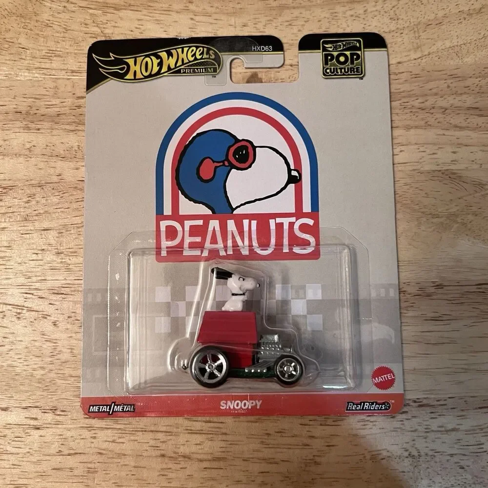 Hot Wheels Premium Snoopy Red Baron Peanuts Pop Culture Car NEW
